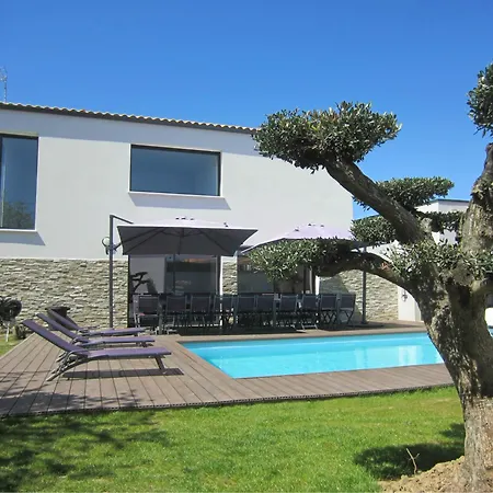 Meilleraie Piscine Chauffee Et En Options * Les Sables-d'Olonne