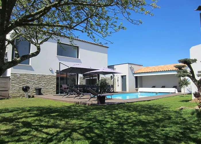 Piscine Chauffee Et En Options וילה